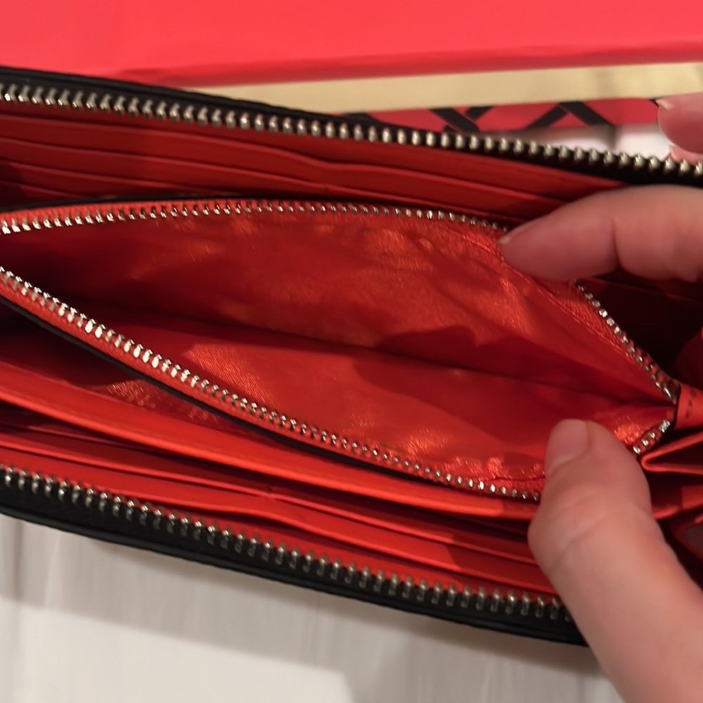 Milly Wallet - Picture 3 of 7